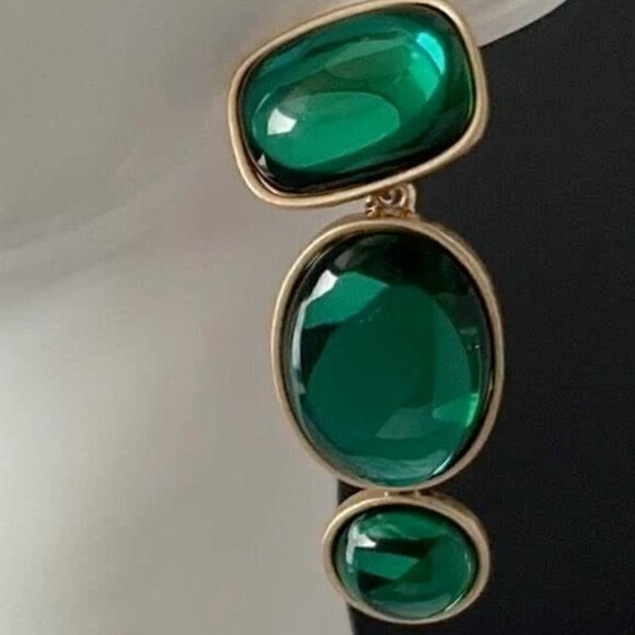 Huge Green Festive Earrings Gold Holiday Boho Long Statement Glass Christmas - Picture 1 of 5